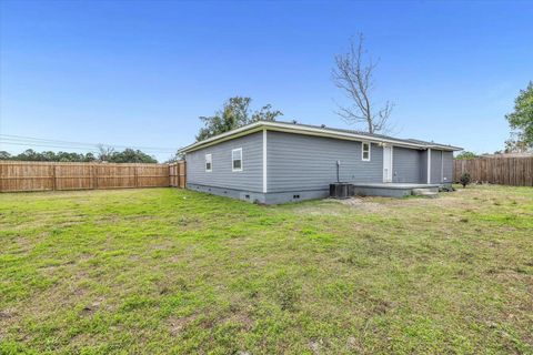 Tiny photo for 1898 Cemetery Road, Tallahassee, FL 32305 (MLS # 395068)