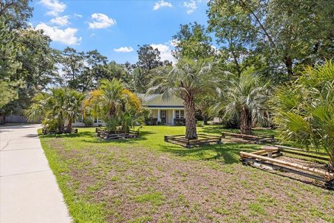 A home in Crawfordville