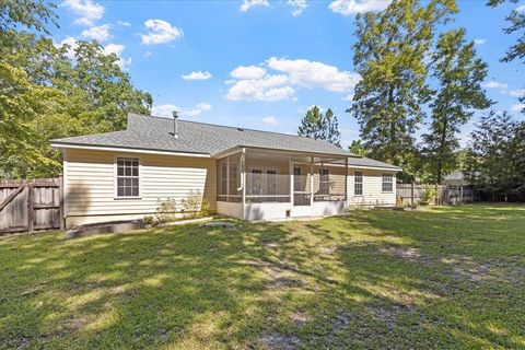 A home in Crawfordville