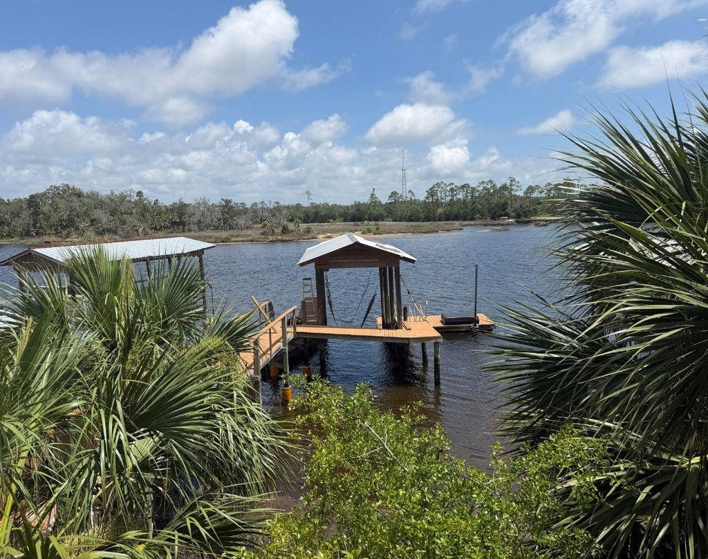 Photo of 606 SE Riverside Drive, Steinhatchee, FL 32359 (MLS # 401767)