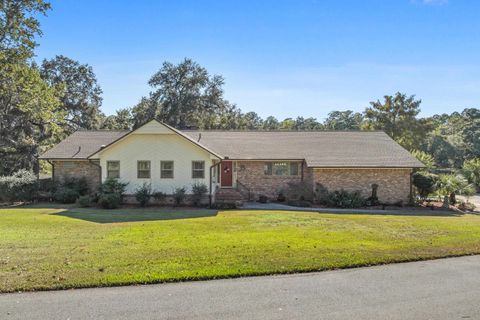 Photo of 7140 BEECH RIDGE Trail, Tallahassee, FL 32312 (MLS # 392048)