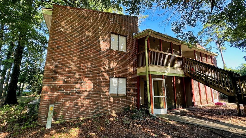 Photo of 317 Mabry Street #113, Tallahassee, FL 32304 (MLS # 394215)