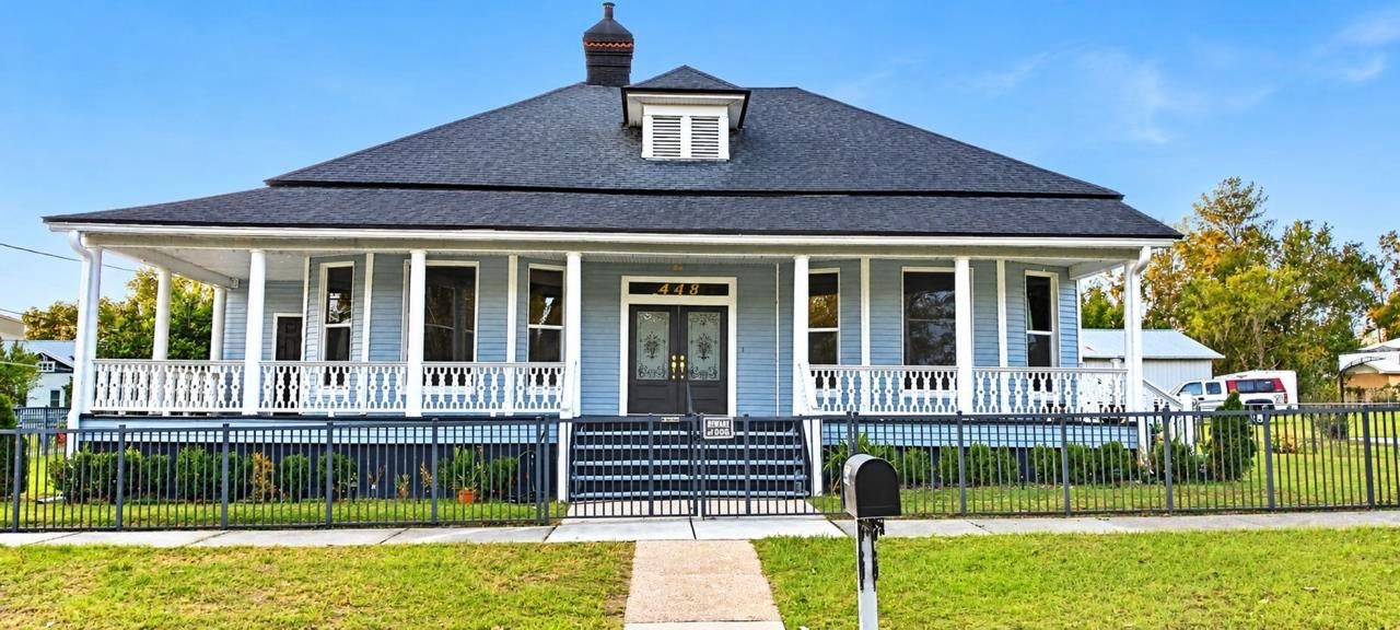 448 SW Horry Avenue