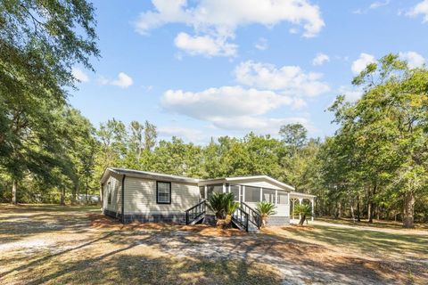 A home in Crawfordville