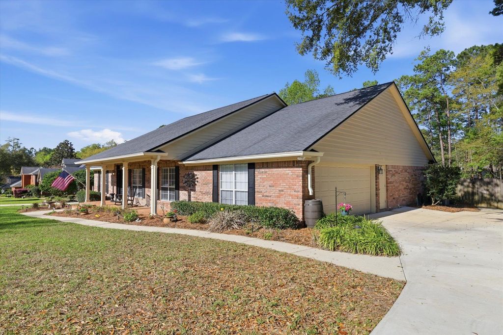 Photo of 6324 Pickney Hill Road, Tallahassee, FL 32312 (MLS # 398236)