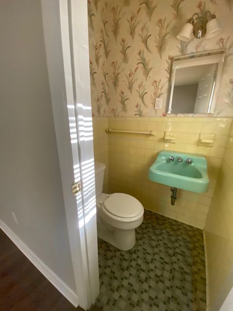 Tiny photo for 1106 Sandringham Drive, Tallahassee, FL 32308 (MLS # 396197)