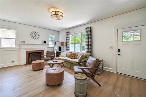 Tiny photo for 717 E Tennessee Street, Tallahassee, FL 32308 (MLS # 391896)