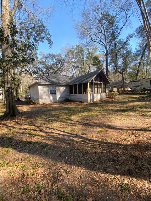 Tiny photo for 1314 BLAKEMORE Court, Tallahassee, FL 32317 (MLS # 396957)