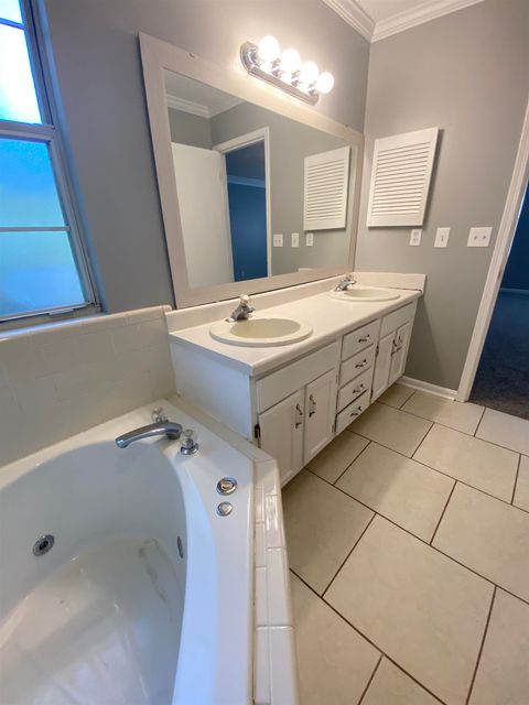 Tiny photo for 1314 BLAKEMORE Court, Tallahassee, FL 32317 (MLS # 396957)