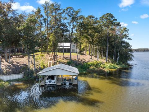 Photo of 1007 Williams Landing Road, Tallahassee, FL 32310 (MLS # 395179)