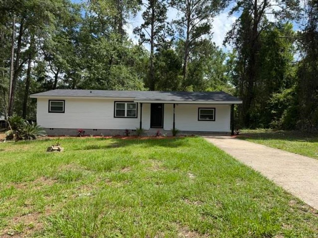Photo of 425 Carolina Street, Monticello, FL 32344 (MLS # 400521)