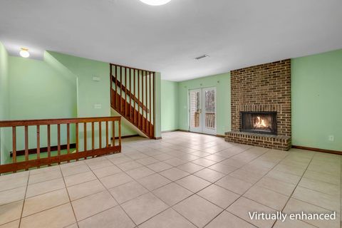 Tiny photo for 1208 Cross Creek Way #2, Tallahassee, FL 32301 (MLS # 401539)