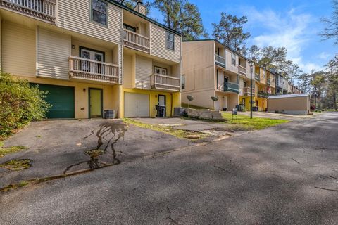 Tiny photo for 1208 Cross Creek Way #2, Tallahassee, FL 32301 (MLS # 401539)