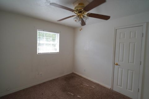 Tiny photo for 702 Nassau Street, Tallahassee, FL 32310 (MLS # 398752)