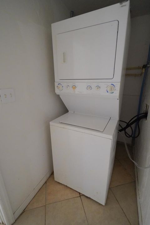 Tiny photo for 702 Nassau Street, Tallahassee, FL 32310 (MLS # 398752)