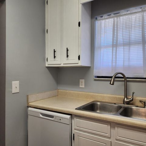 Tiny photo for 1108 Green Tree Court #K, Tallahassee, FL 32304 (MLS # 399440)
