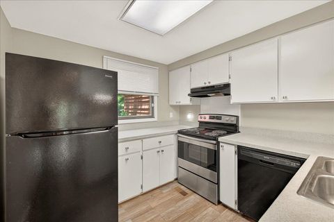 Tiny photo for 1515 JACKS Drive, Tallahassee, FL 32301 (MLS # 391686)