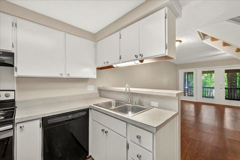 Tiny photo for 1515 JACKS Drive, Tallahassee, FL 32301 (MLS # 391686)