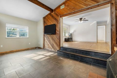 Tiny photo for 432 MARGARET Court, Tallahassee, FL 32301 (MLS # 394751)