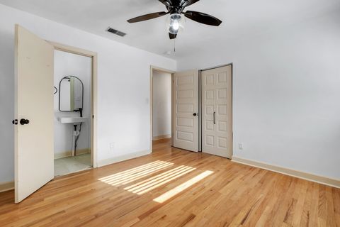 Tiny photo for 432 MARGARET Court, Tallahassee, FL 32301 (MLS # 394751)