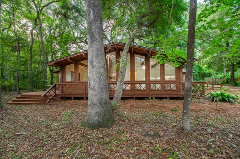 A home in TALLAHASSEE