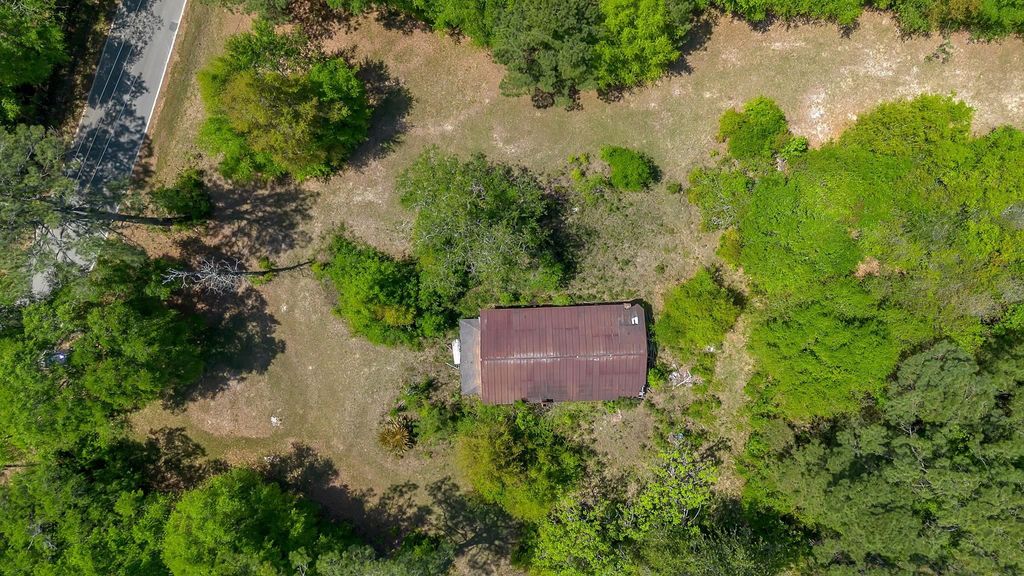 Photo of 404 McNair Road, Havana, FL 32333 (MLS # 398600)