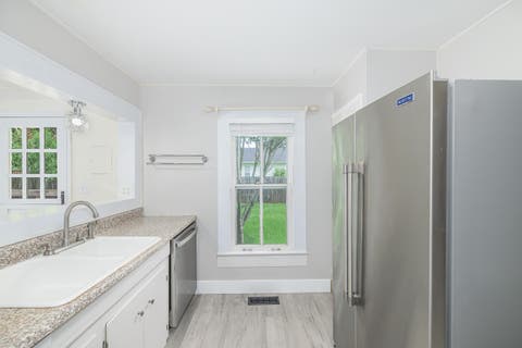 Tiny photo for 204 NE 3RD Street, Havana, FL 32333 (MLS # 401536)