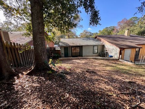 Tiny photo for 1837 Meriadoc Road, Tallahassee, FL 32303 (MLS # 392992)