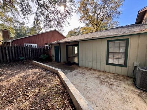 Tiny photo for 1837 Meriadoc Road, Tallahassee, FL 32303 (MLS # 392992)