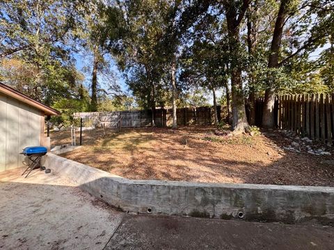 Tiny photo for 1837 Meriadoc Road, Tallahassee, FL 32303 (MLS # 392992)