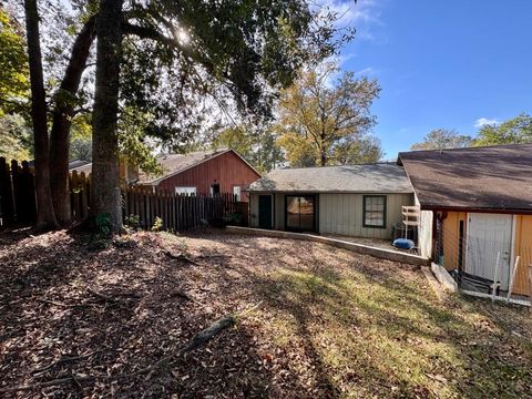 Tiny photo for 1837 Meriadoc Road, Tallahassee, FL 32303 (MLS # 392992)