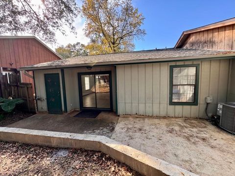 Tiny photo for 1837 Meriadoc Road, Tallahassee, FL 32303 (MLS # 392992)