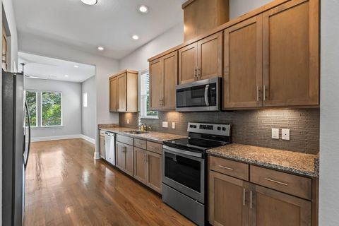 Tiny photo for 1661 Metropolitan Boulevard, Tallahassee, FL 32308 (MLS # 399442)
