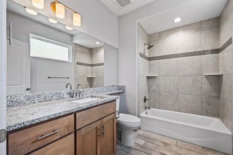 Tiny photo for 1661 Metropolitan Boulevard, Tallahassee, FL 32308 (MLS # 399442)