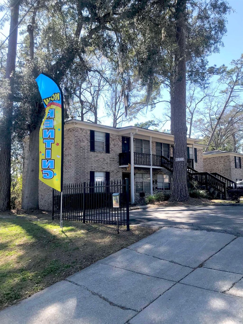 Photo of 324 S Lipona Road #8, Tallahassee, FL 32304 (MLS # 383389)