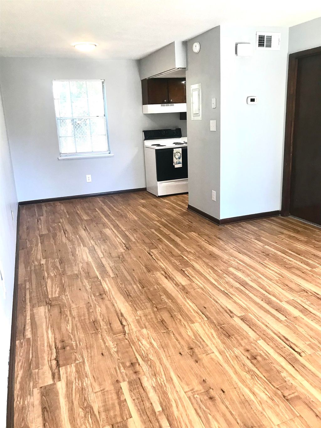 Photo of 324 S Lipona Road #8, Tallahassee, FL 32304 (MLS # 383389)