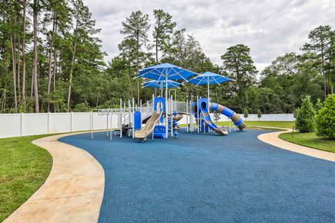 Tiny photo for 1363 LANDON HILLS Drive, Tallahassee, FL 32312 (MLS # 400126)