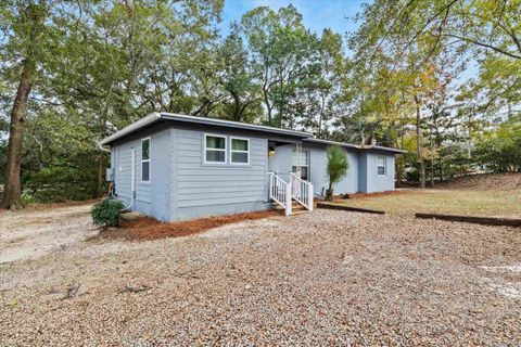Tiny photo for 215 EDWARDS Street, Tallahassee, FL 32304 (MLS # 394239)