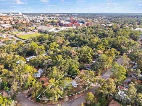 Tiny photo for 215 EDWARDS Street, Tallahassee, FL 32304 (MLS # 394239)