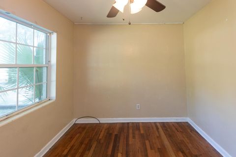 Tiny photo for 215 EDWARDS Street, Tallahassee, FL 32304 (MLS # 394239)