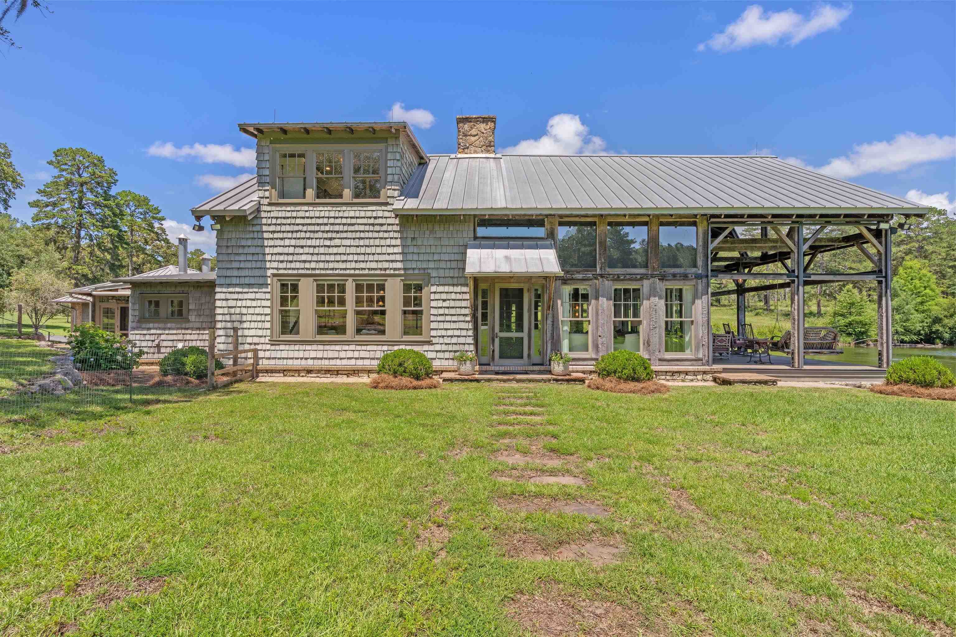 10800 Mccracken Road