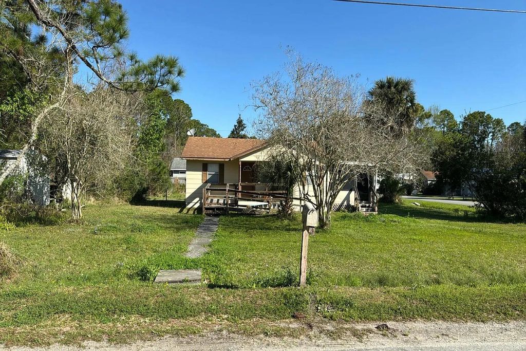 Photo of 952 Ervin Street, Other Florida, FL 32084 (MLS # 397963)