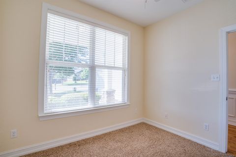 Tiny photo for 2566 Halleck Lane, Tallahassee, FL 32312 (MLS # 396252)