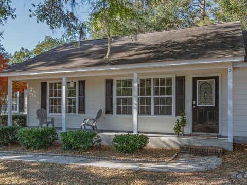 Tiny photo for 5 Birch Court, Crawfordville, FL 32327 (MLS # 394418)