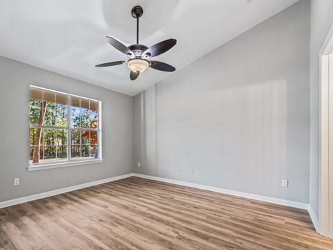 Tiny photo for 5 Birch Court, Crawfordville, FL 32327 (MLS # 394418)