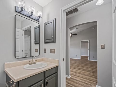 Tiny photo for 5 Birch Court, Crawfordville, FL 32327 (MLS # 394418)