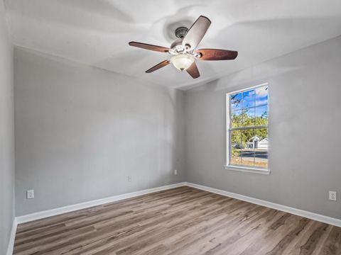 Tiny photo for 5 Birch Court, Crawfordville, FL 32327 (MLS # 394418)