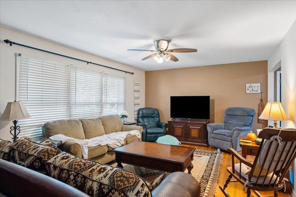 Photo of 2407 Miranda Avenue, Tallahassee, FL 32304 (MLS # 394717)