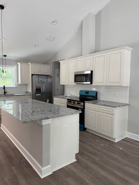 Tiny photo for 12180 Gamble Road, Monticello, FL 32344 (MLS # 401502)