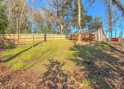 Tiny photo for 1334 Kings Dr Dr, Tallahassee, FL 32301 (MLS # 396203)